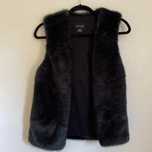 Club Monaco Faux Fur Vest Size XS